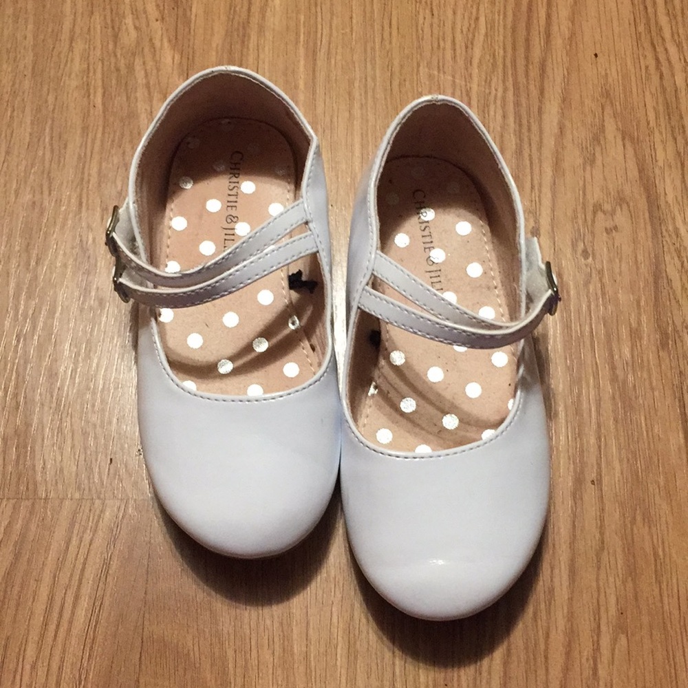 Dress shoes